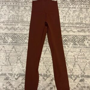 Lulu Wonder Under leggings - Size 2